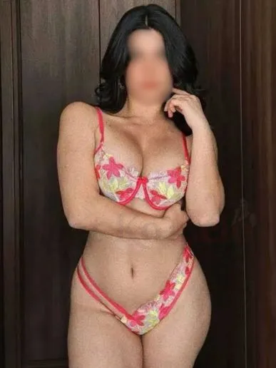 Russian Escort Service in Gurgaon - Raat Ko Lelo